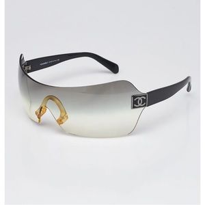 Chanel wrap around sunglasses model 4109